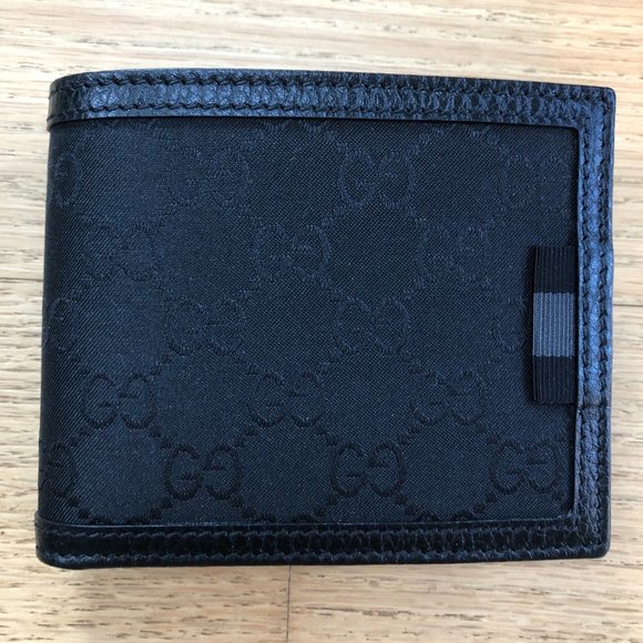 New with box! Gucci GG Canvas Bifold Wallet in Black - Picture 1 of 5
